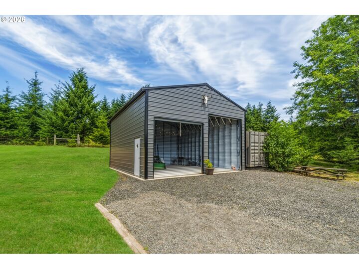 Property Photo:  321 Helens Ln  WA 98671 