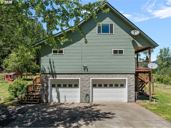 Property Photo:  41459 State Highway 38  OR 97467 