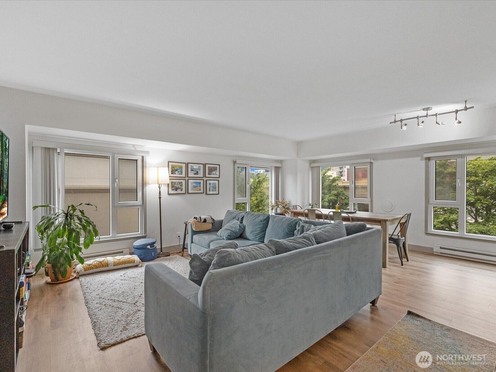 Property Photo:  121  Vine Street 303  WA 98121 