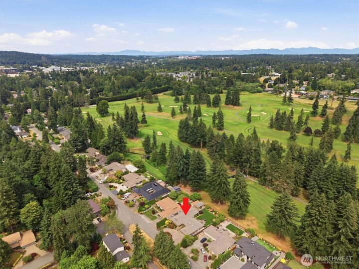Property Photo:  216  131st Avenue NE  WA 98005 
