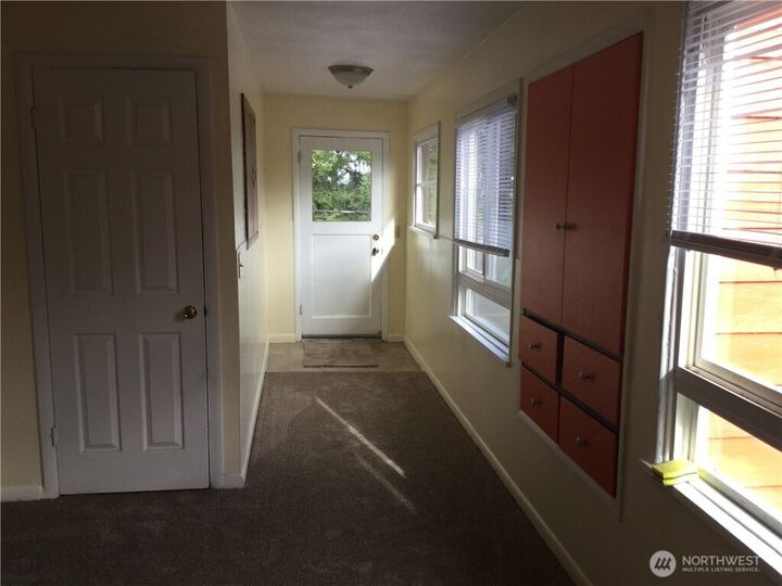 Property Photo:  801  Pecks Drive A  WA 98203 