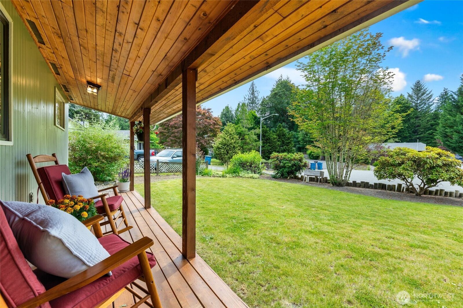 Property Photo: 14515 247th Drive SE WA 98272