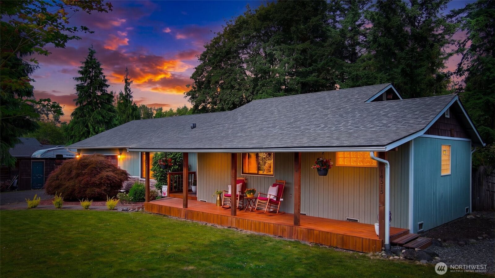 Property Photo:  14515  247th Drive SE  WA 98272 