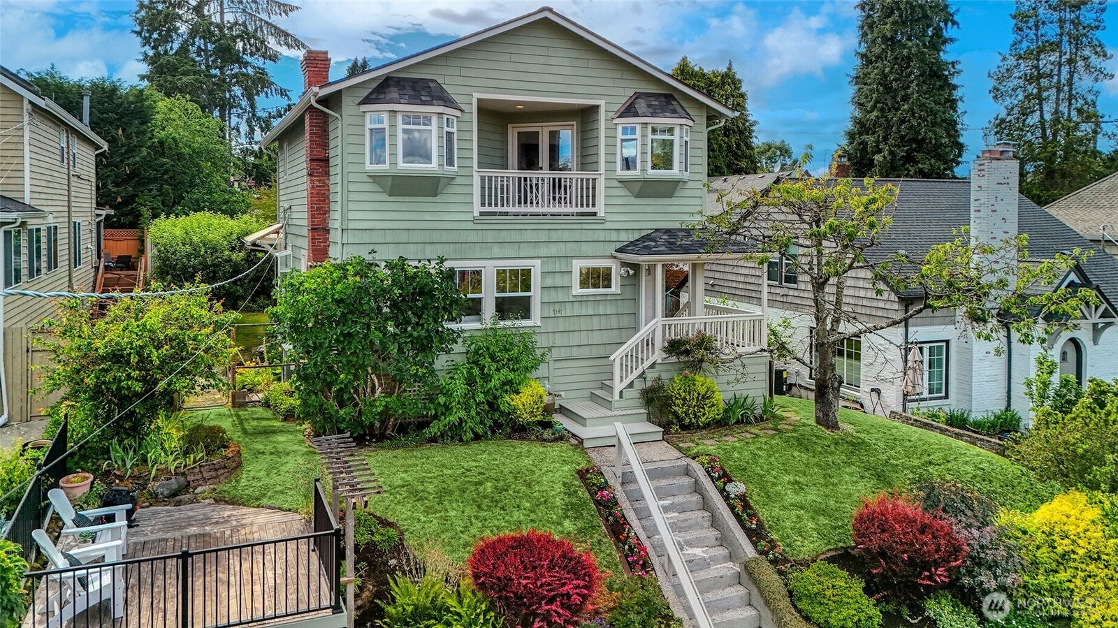 Property Photo:  7347  19th Avenue NE  WA 98115 