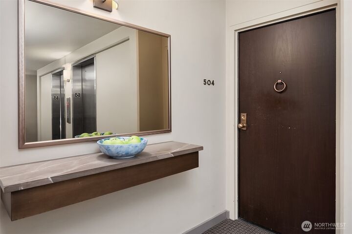 Property Photo:  1120  Spring Street 504  WA 98104 