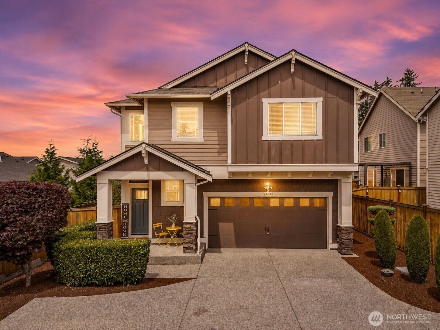 Property Photo: 23230 44th Drive SE WA 98021