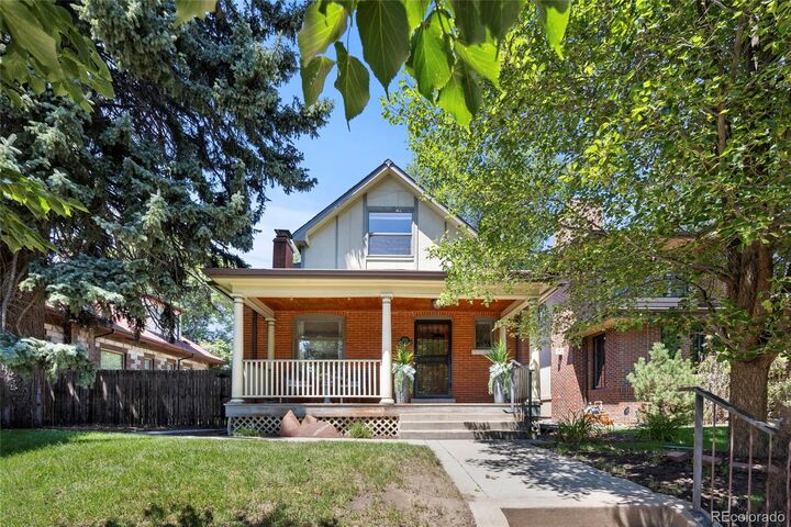 Property Photo:  1251 S Gaylord Street  CO 80210 