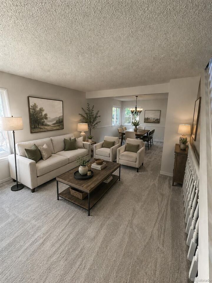 Property Photo:  