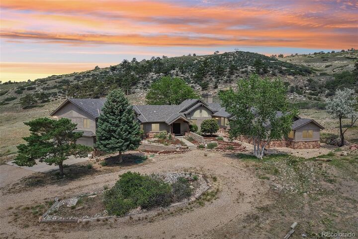 Property Photo:  6915 Rabbit Mountain Road  CO 80503 