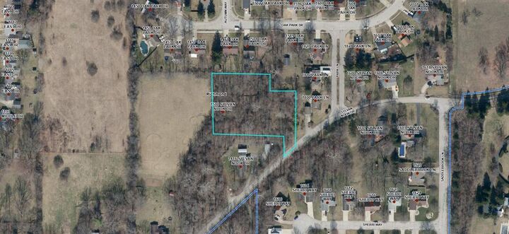 Property Photo:  1500 Sylvan Nook Drive  IN 47374 