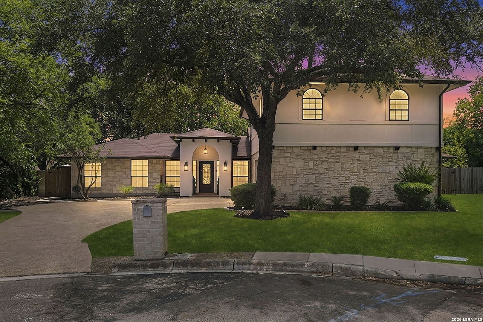 Property Photo: 6215 Pine Needles TX 78244