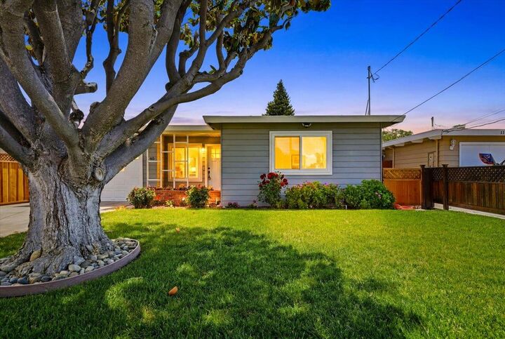 Property Photo: 1148 Berkeley Avenue CA 94025