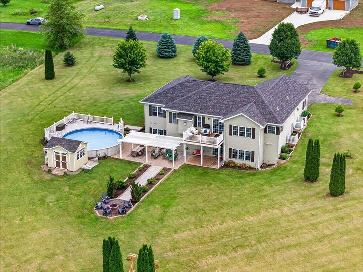 Property Photo: W7620 County Road H WI 53574