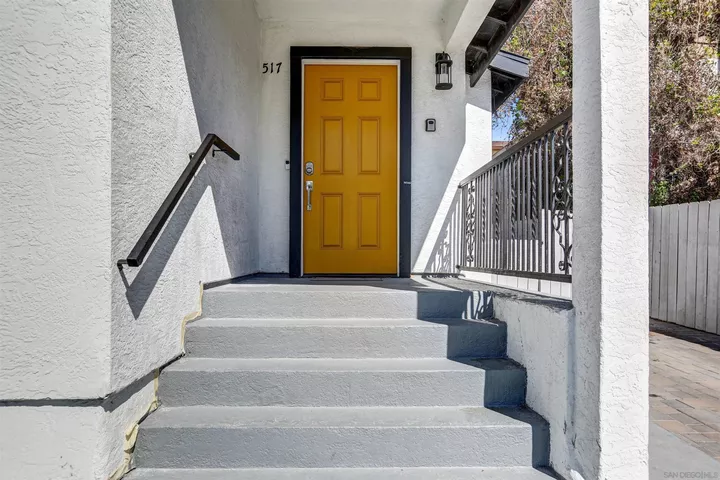 Property Photo:  515-517 63rd Street  CA 92114 