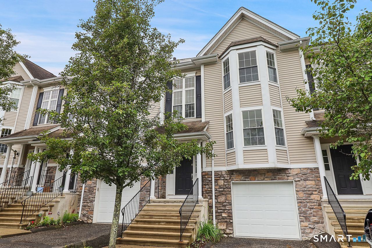 Property Photo:  1505 Sienna Drive 1505  CT 06810 