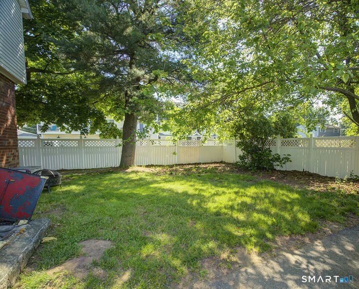 Property Photo:  38 Landin Street 2nd Floor  CT 06525 