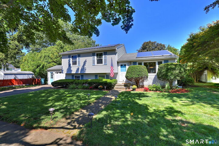 Property Photo:  6 Ferguson Road  CT 06518 