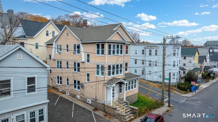 Property Photo:  146 Charles Street 3rd  CT 06708 
