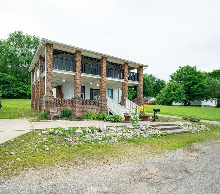 Property Photo: 208 Fairview Ave. OH 45651