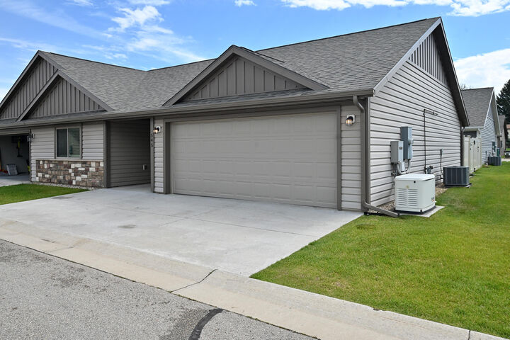 Property Photo:  545 Minnow Path  WY 82801 