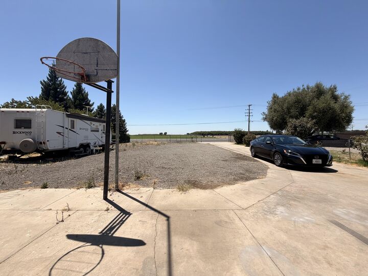 Property Photo:  26176 N Mooney Boulevard  CA 93274 
