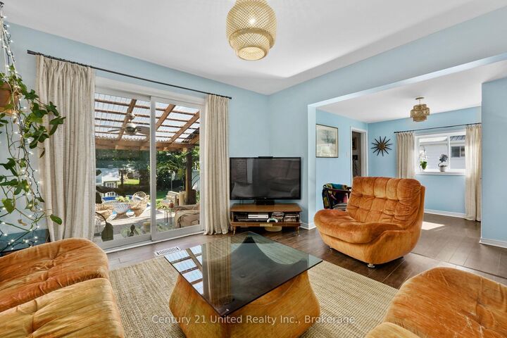 Property Photo:  5 George Street E  ON K0L 1Z0 