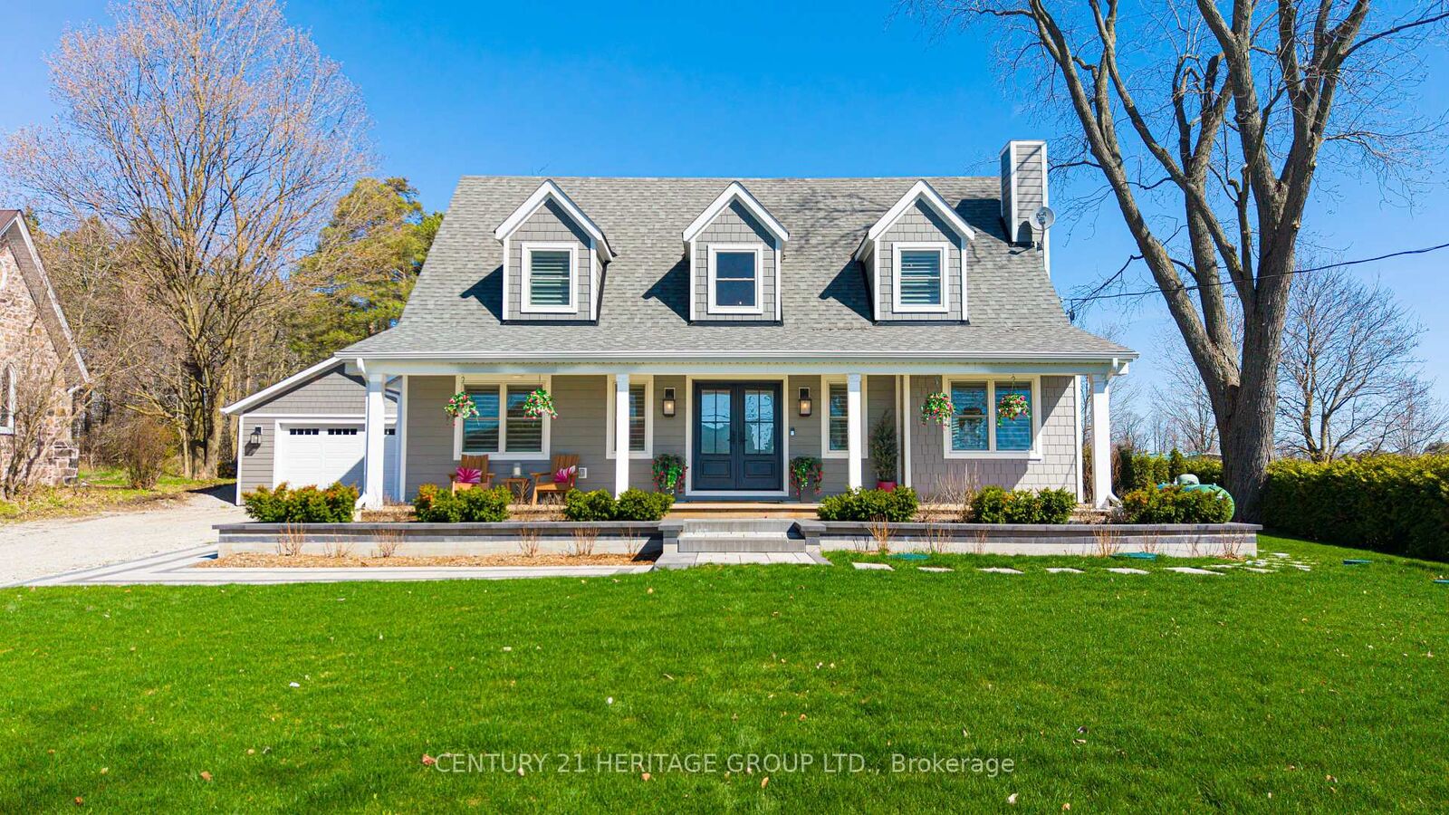 Photo de la propriété: 280 Kettleby Road ON L7B 0C9