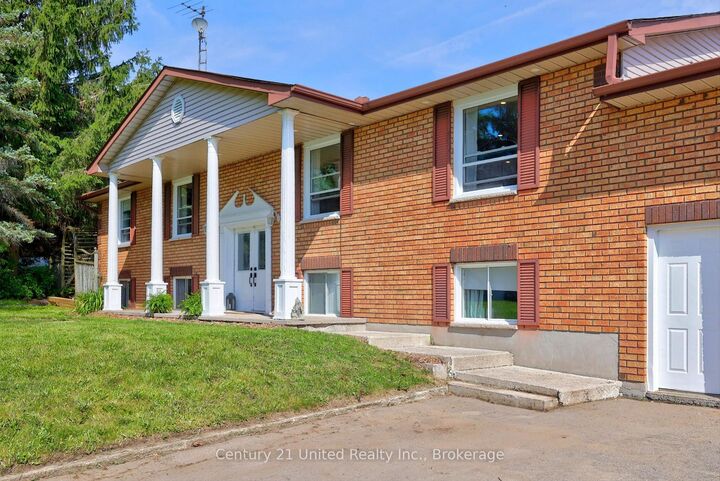 Property Photo: 850 Listowel Line ON K0L 1T0