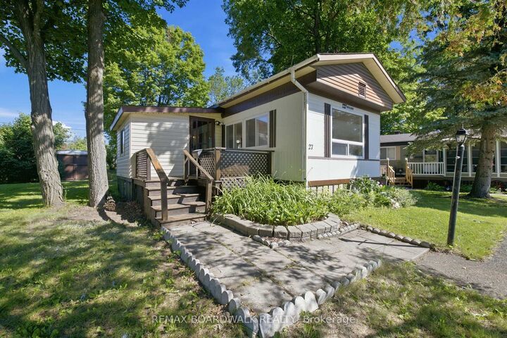 Property Photo:  516 Maplegrove Road  ON K7C 4R4 
