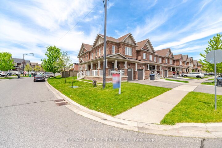 Property Photo:  144 Baffin Crescent  ON L7A 4K9 