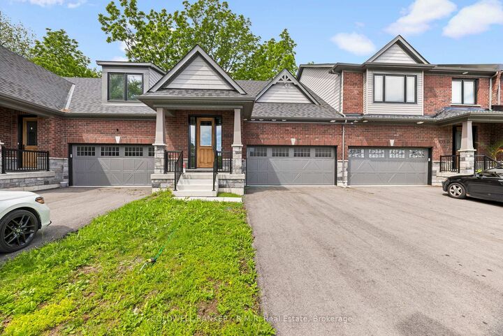 435 Orchard Avenue S E — photo 1