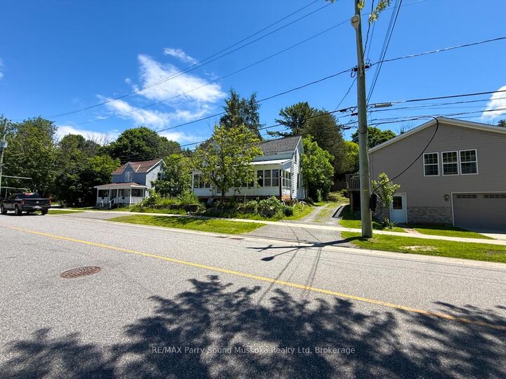 Photo de la propriété:  17 Wakefield Street  ON P2A 2V2 