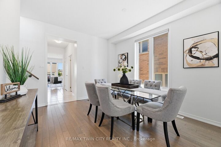 Property Photo:  46 Munro Circle  ON N3T 0R3 
