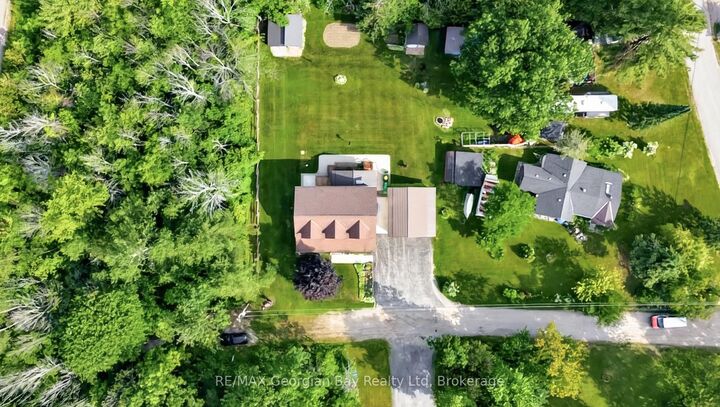 Property Photo: 4 Moore Avenue ON L0K 2A0