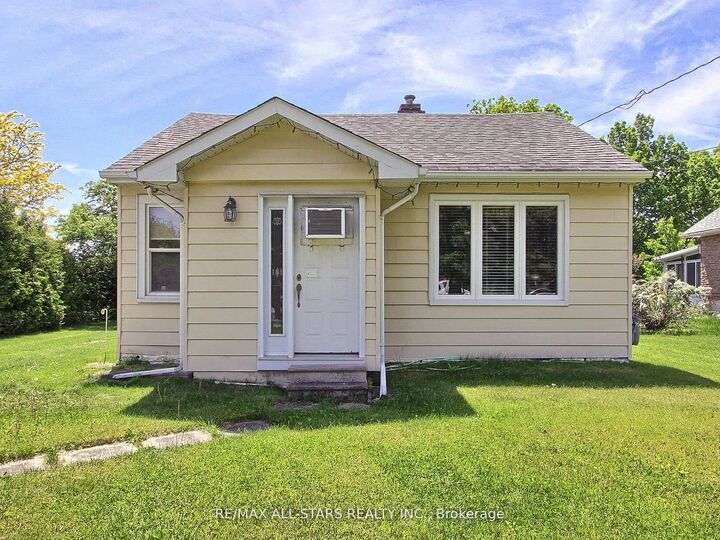 9 Riverglen Drive — photo 1