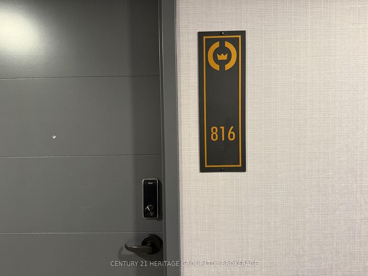 Property Photo:  223 Princess Street 816  ON K7L 0G8 