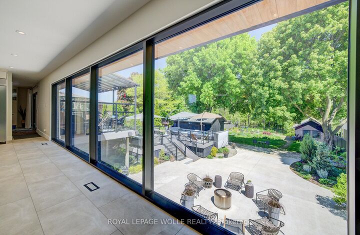 112 Mitchell Street — photo 1