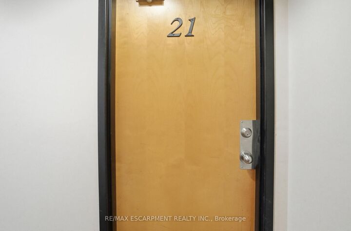 36 Margaret Street 21 — photo 1