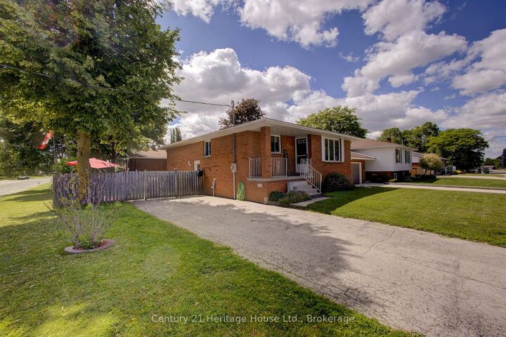 Photo de la propriété:  202 15th Avenue  ON N4N 3L4 
