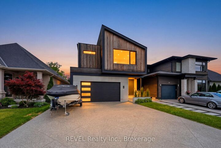 Property Photo: 81 Mackenzie King Avenue ON L2P 0E1