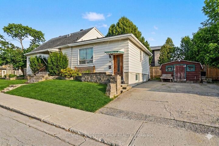 Property Photo: 34 Hazel Street ON K1S 1J5