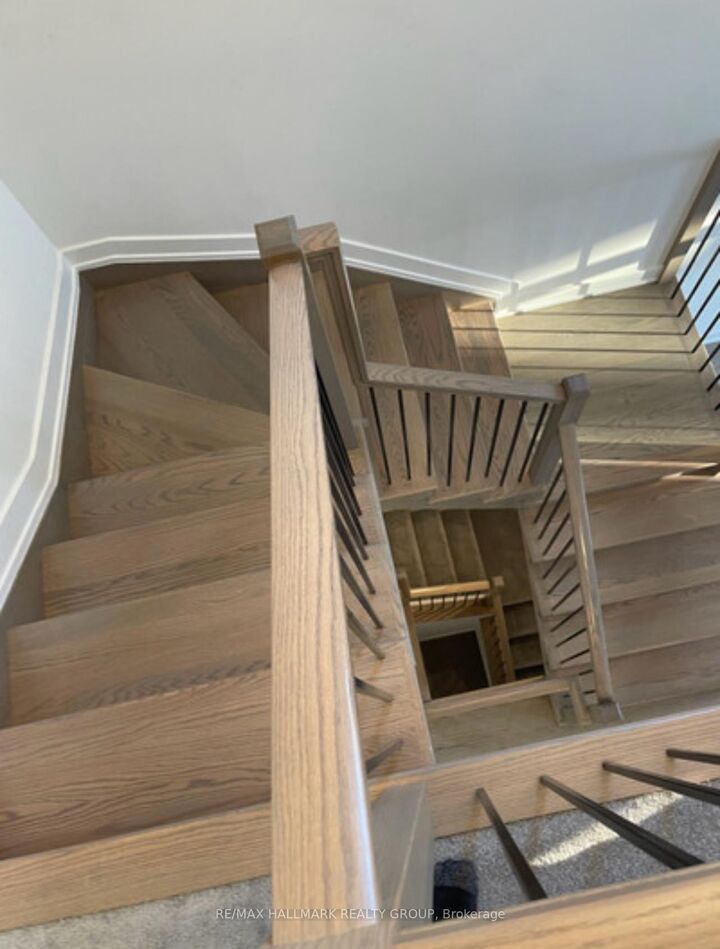 Property Photo: 515 Corretto Place E ON K2J 6Z1