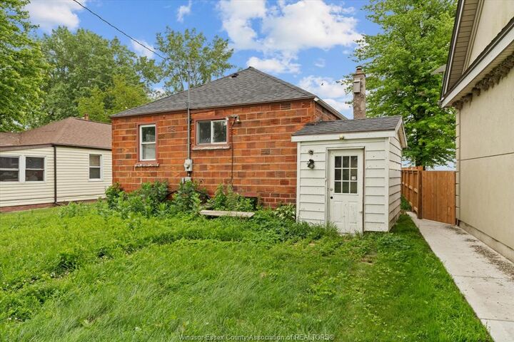 Property Photo: 390 East Beach ON N9H 3V7