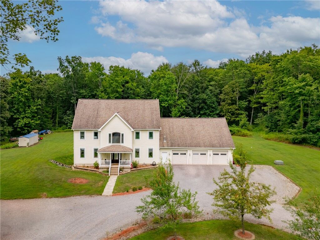 Property Photo: 135 Beatty Rd PA 16057