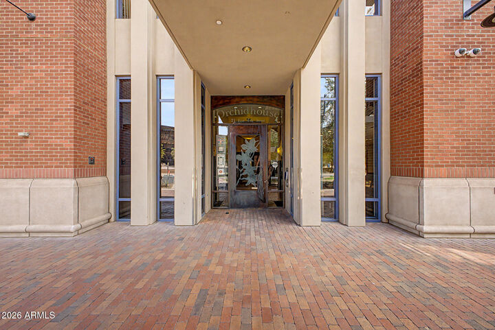 Property Photo: 21 E 6th Street 312 AZ 85281