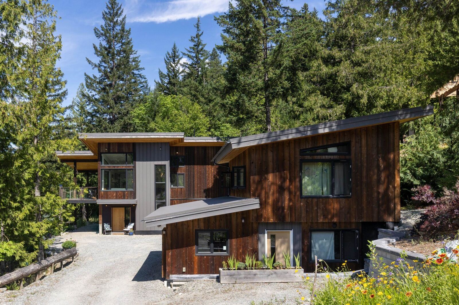Property Photo: 1715 Wishbone Court BC V0N 2L3