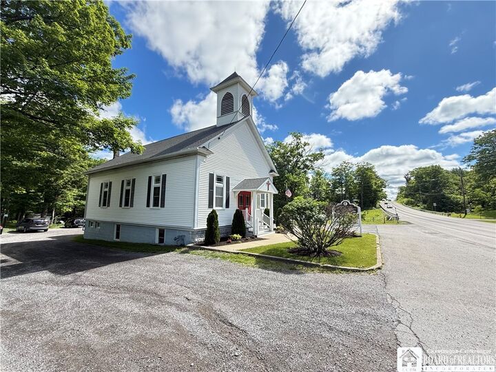 Property Photo: 7404 Ellicott Road NY 14127