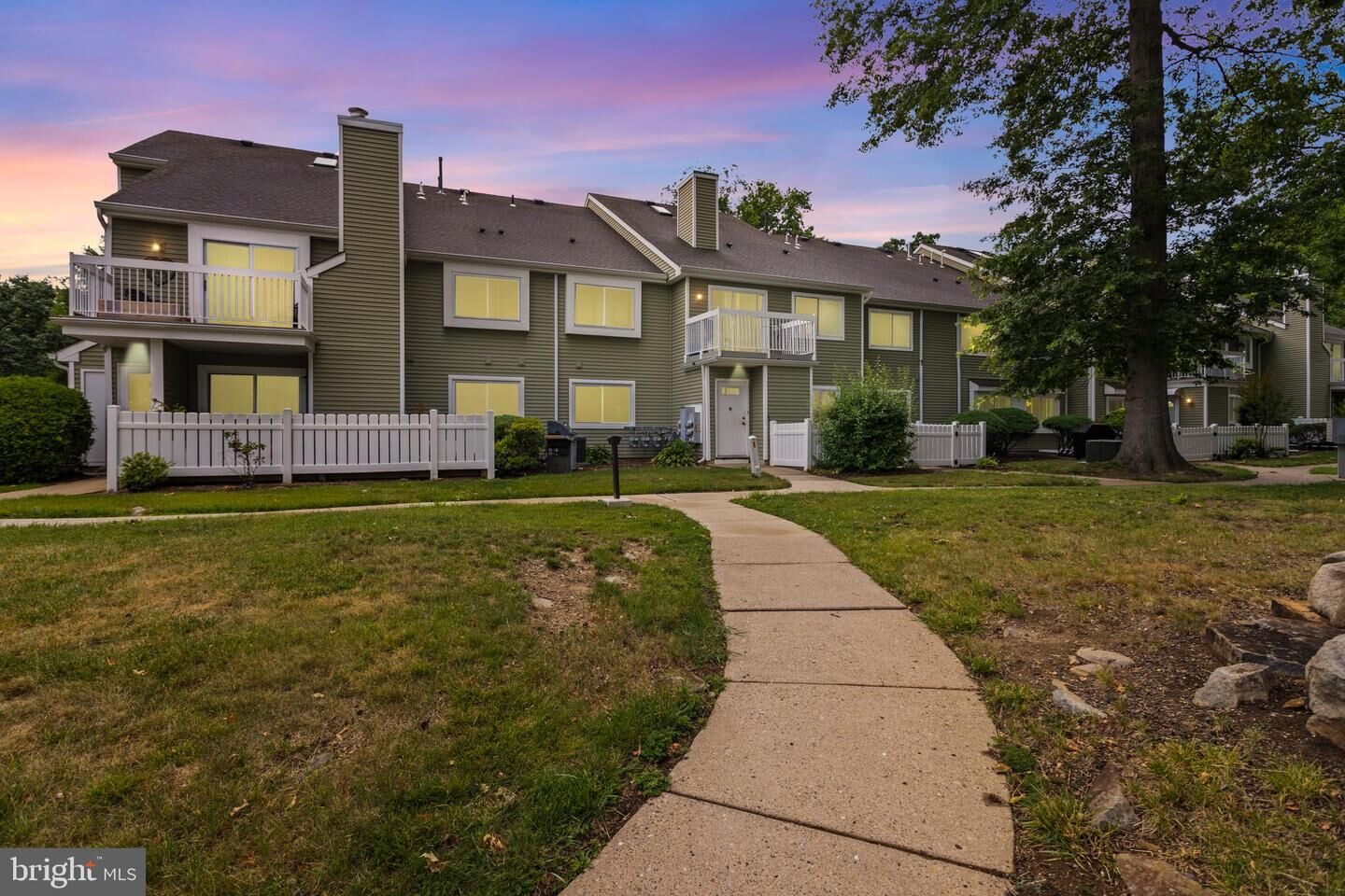 Property Photo:  3 Foxtail Lane  NJ 08852 