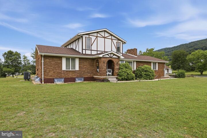 Property Photo:  76 Freedom Lane  WV 26726 