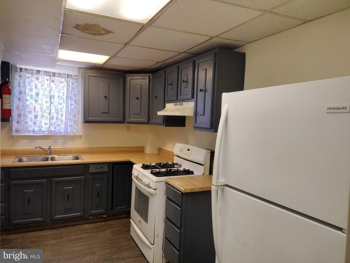 Property Photo:  16 S Cannon Drive  DE 19809 